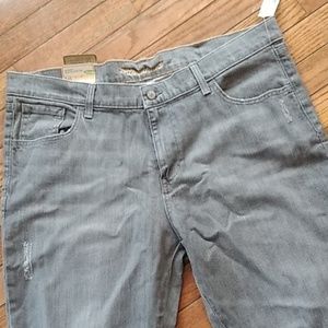 Old Navy Jeans - ❤️NEW❤️ Gray Distressed Jeans Plus Size Old Navy Jeans - ❤️NEW❤️ Gray Distressed Jeans Plus Size